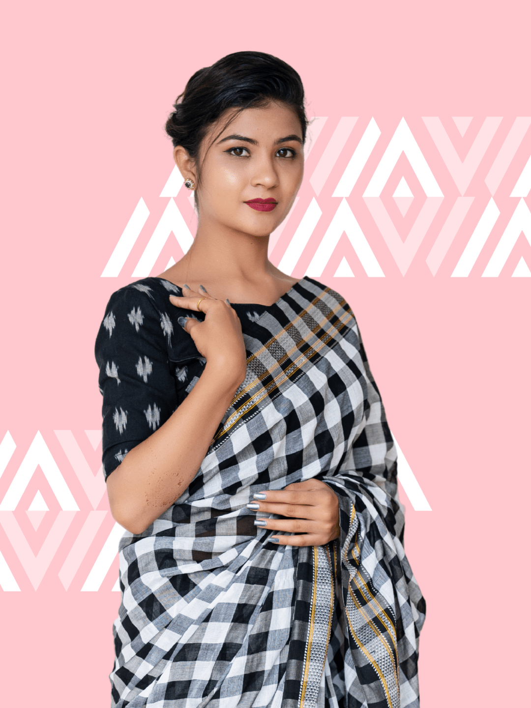 Checks design premium Ilkal cotton saree with contrast pallu (Black & white)